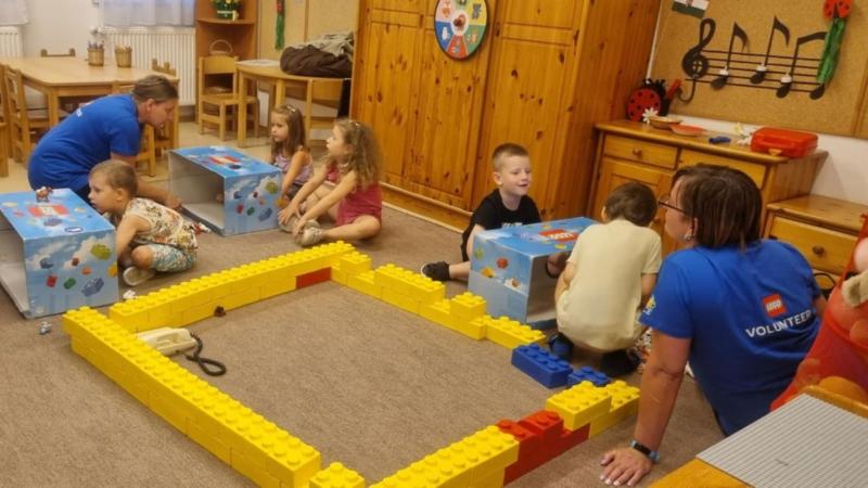 Több mint LEGO - A Bárczay Anna Városi Óvodába egy igazán különleges adomány jutott el.