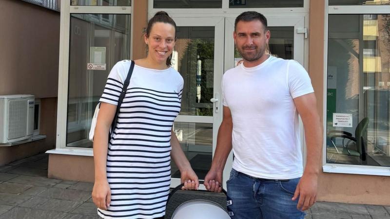 Megérkezett Böde Dánielék kisfiának csodálatos pillanata!