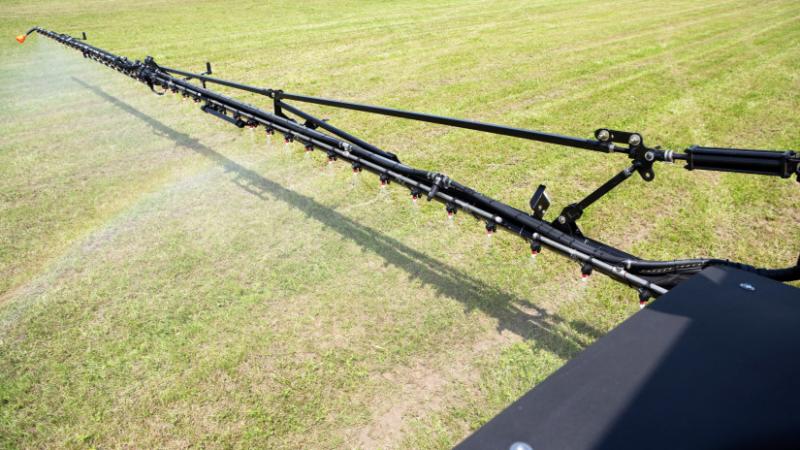 Cikkünkből kiderül, hogy a Bayer számára komoly kihívások elé nézhet a Monsanto ügye, amely akár csődeljárásig is vezethet. A helyzet aggasztó, hiszen a cég hírneve és pénzügyi stabilitása is veszélybe kerülhet. A piaci elemzők folyamatosan figyelemmel kí