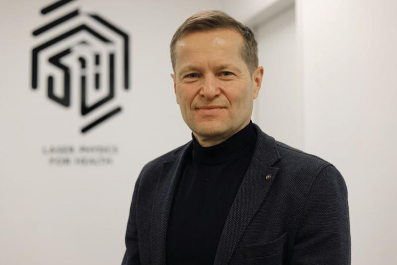Idén Krausz Ferenc lesz az, aki megnyitja az AI Summit Konferenciát, izgalmas és inspiráló beszédével vezeti be a rendezvényt.
