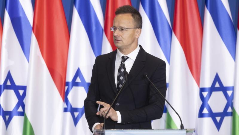 Szijjártó Péter bejelentette, hogy a következő héten Washingtonban találkozik Orbán Viktor, a magyar miniszterelnök Donald Trumppal. 